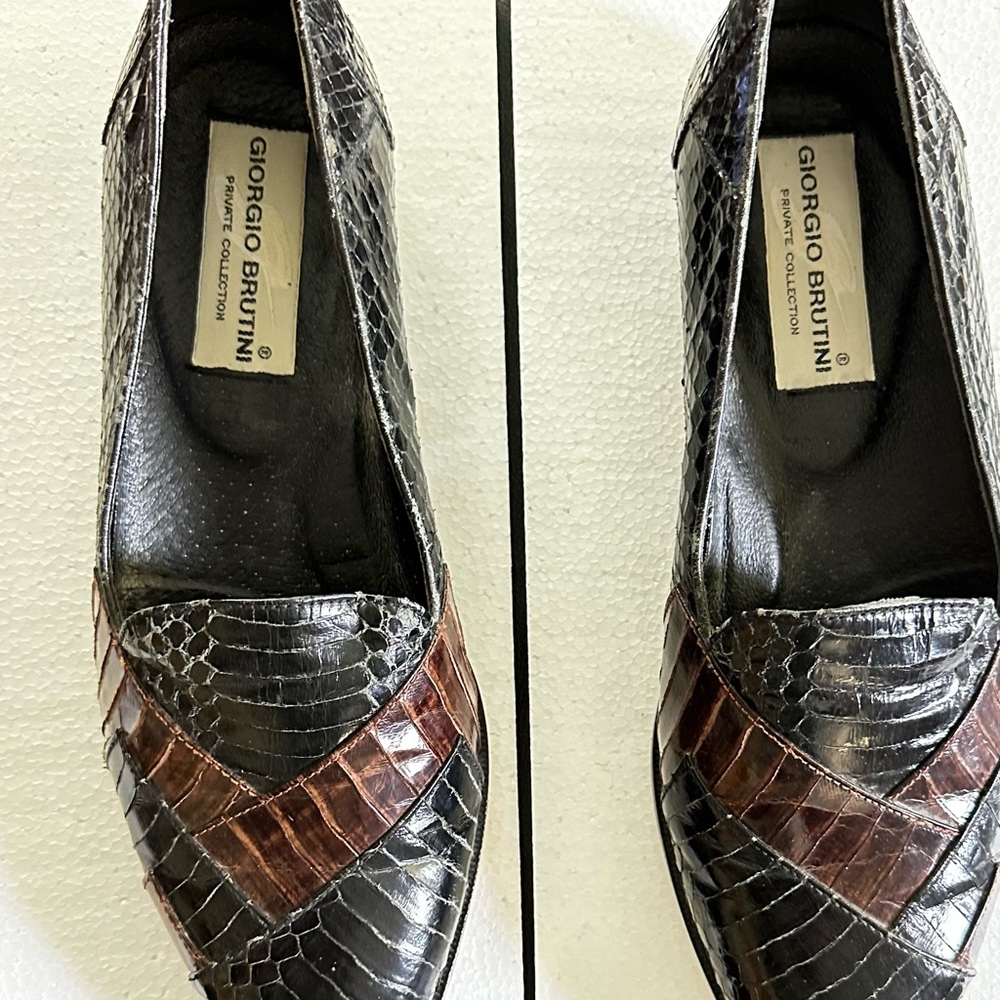 Giorgio Brutini Black and Brown Loafers with Polished Finish